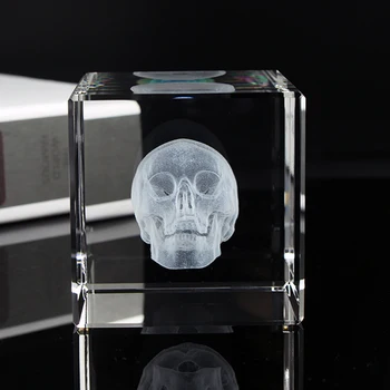 

Cool Design Human Oregans Skull Heart Crystal 3D Laser Cube Paperweight Medical Doctor Gifts