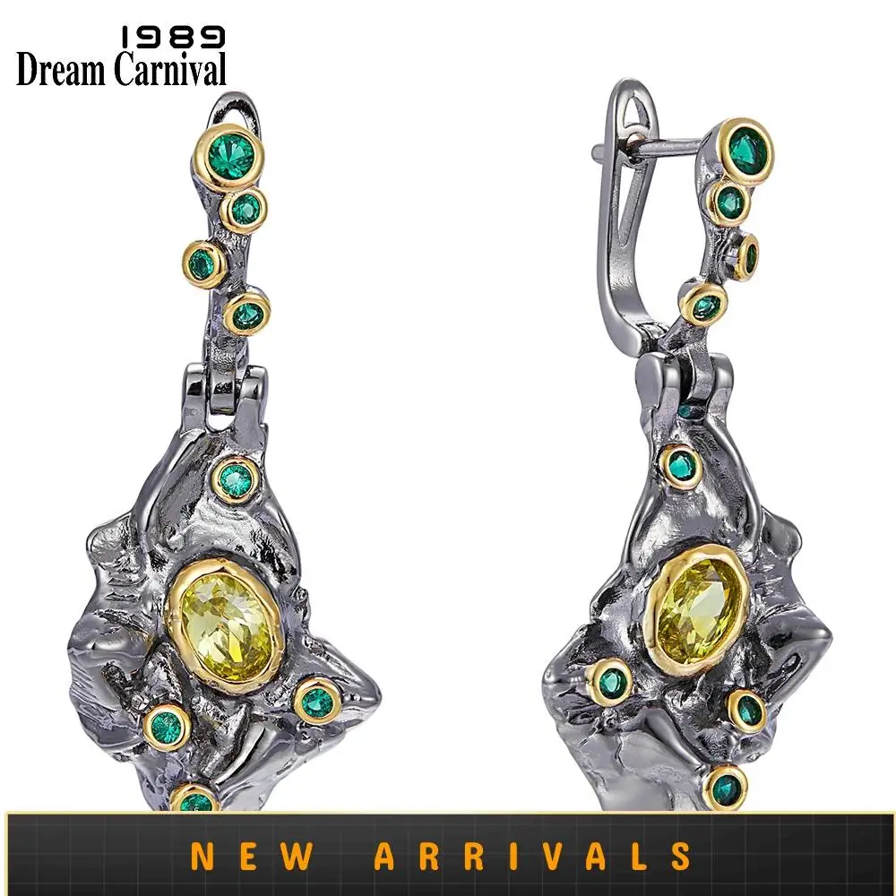 

DreamCarnival1989 Fall Winter New Stone Age Collection Earrings for Women Ancient Look Olivine Green Zircon Unique Jewels WE3987