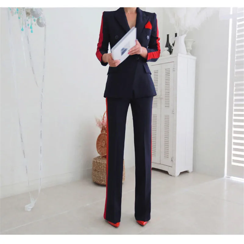 Новый костюм 2020 года с курткой длинными рукавами это стильный приталенный белый