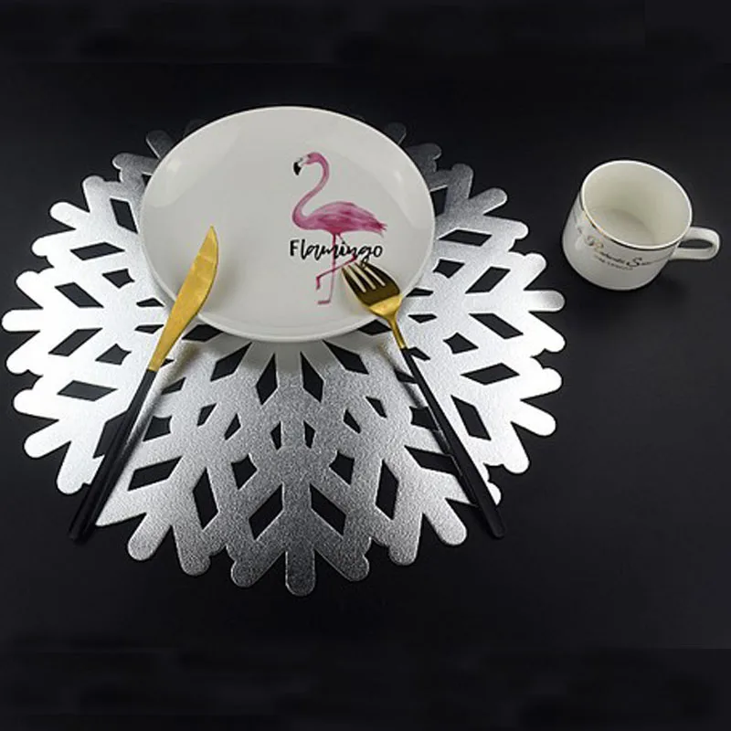 

2Pcs/lot Table Cloth Snow Design Table Insulation Pad Solid Placemats Table Mat Kitchen Accessories Christmas Party Decora