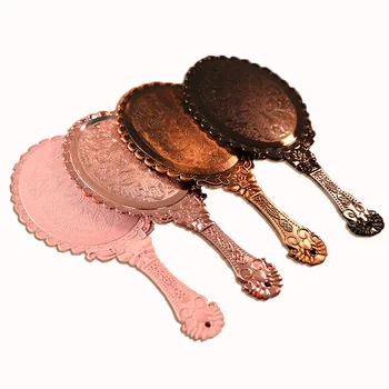 

Handheld Makeup Mirror Vintage Decorative Lace Patterned Handle Portable Cosmetic Mirror Easy to Carry When Traveling New Design