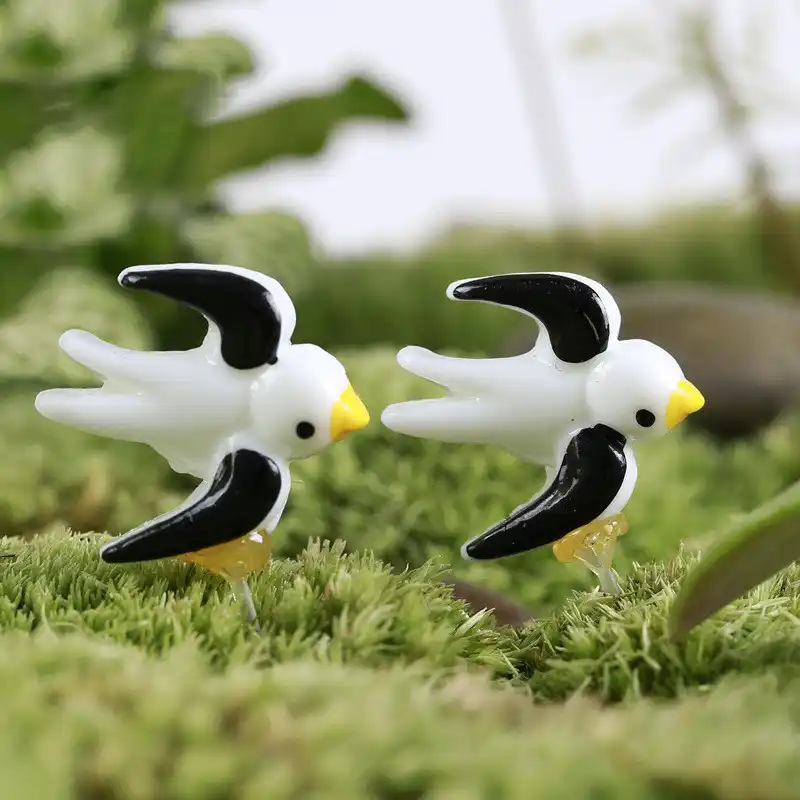 1 Pcs Kartun Lucu Burung Walet Model Tokoh Anime Hijau Tanaman