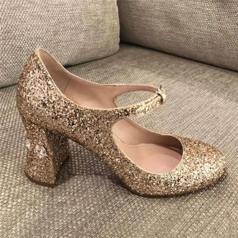 Блестящие туфли-лодочки на не сужающемся книзу высоком массивном каблуке; Красивая Женская обувь с украшением в виде кристаллов; обувь с круглым носком; мелкий ремень с пряжкой; женская обувь на высоком каблуке - Цвет: Gold