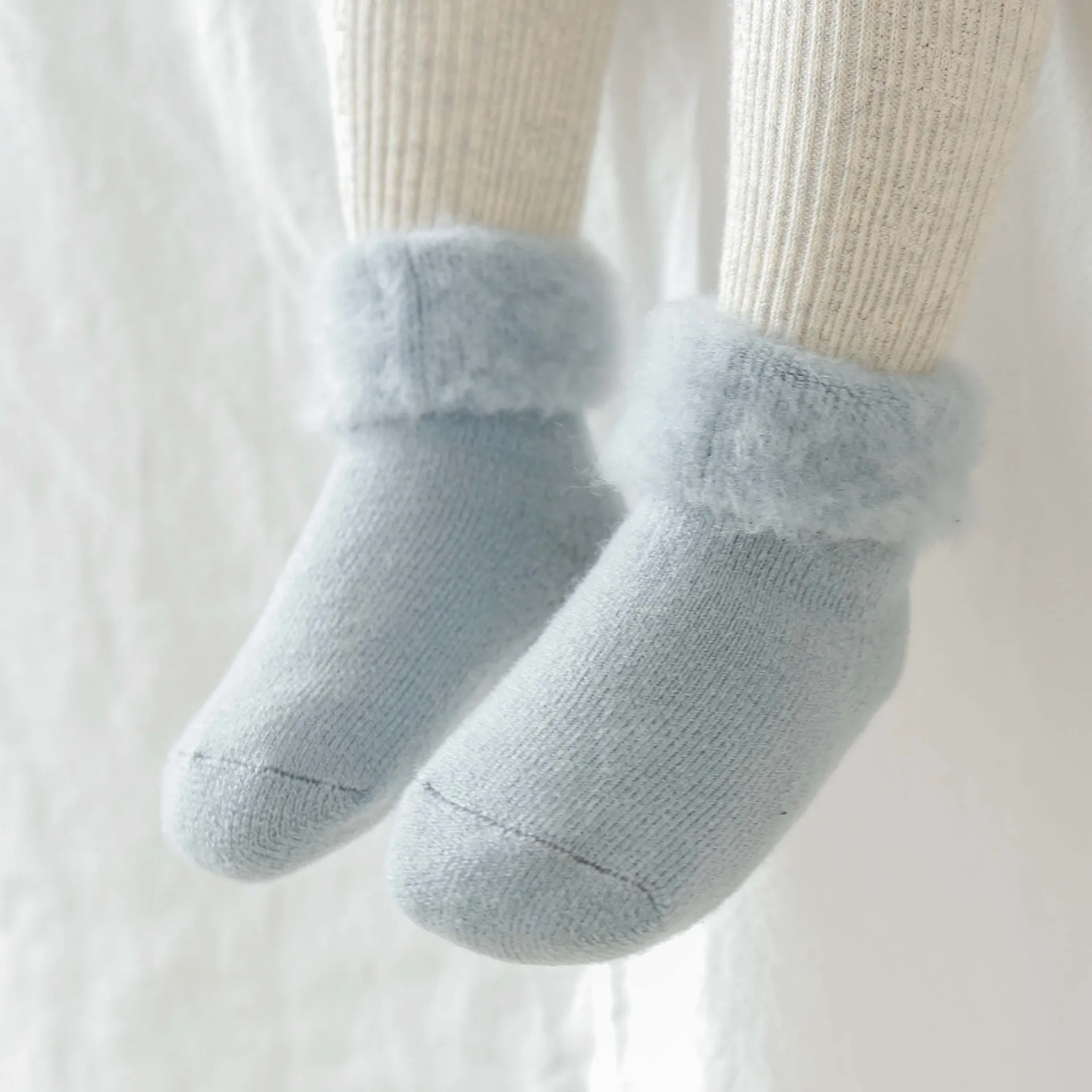 Новые осенне-зимние Утепленные бархатные Детские Носки с рисунком, высокие детские носки-трубочки для детей 0-1-3 лет - Цвет: Blue