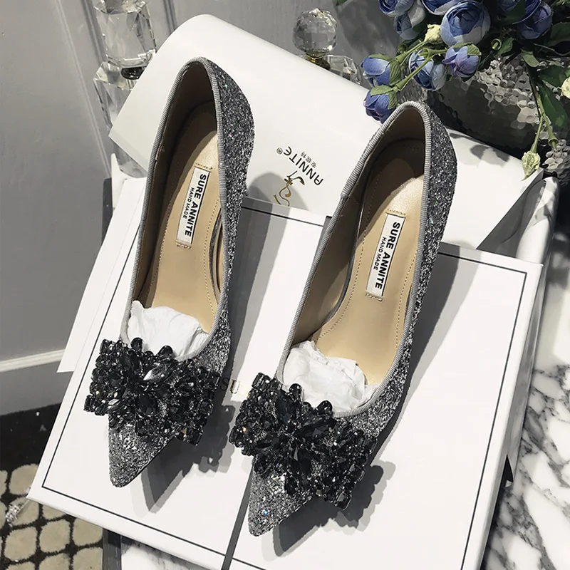 

2021 spring new rhinestone bowknot pointed banquet dress single shoes silver sequins small size wedding bridal shoes women