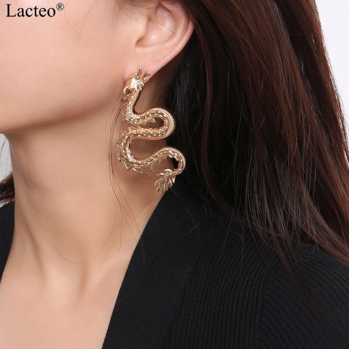 Lacteo винтажные золотые металлические серьги-гвоздики ювелирные изделия для женщин модные корейские пустотелые серьги гвоздики Женские аксессуары серьги