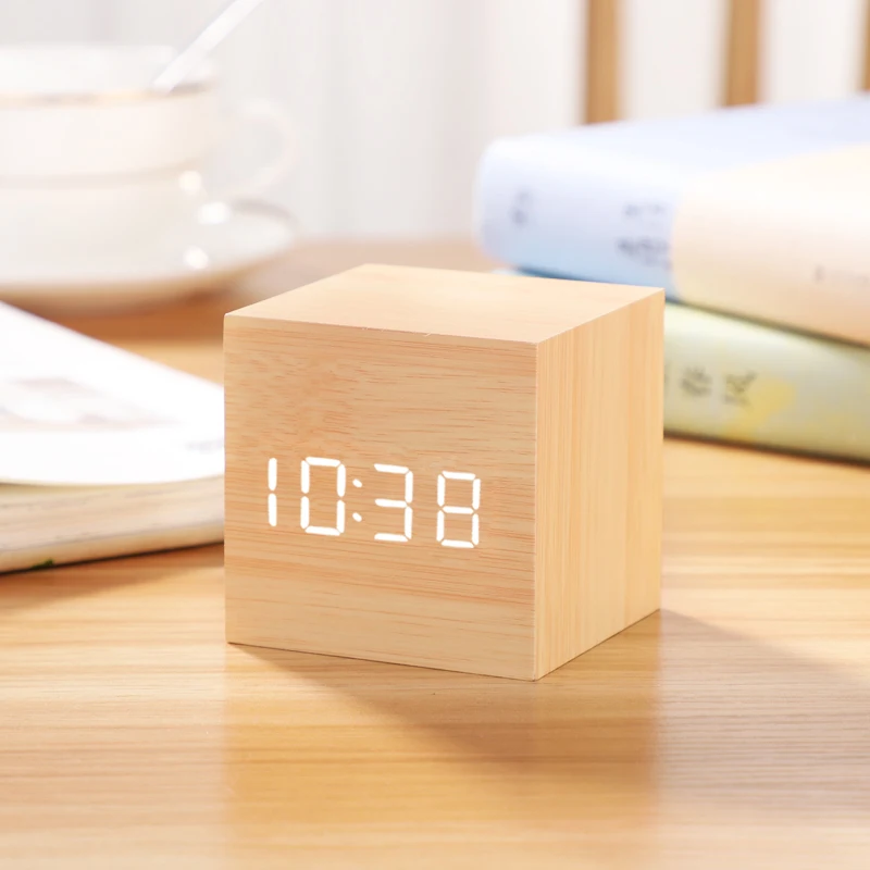 

Mini alarm clock students with a small simple electronic small clock dormitory desktop clock digital alarm clock digital clock