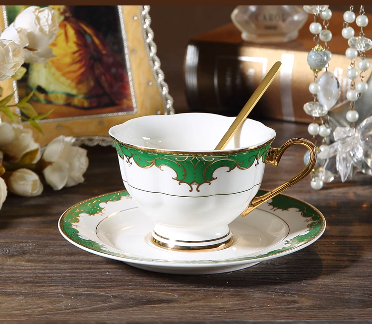 Роскошная Скандинавская чашка, высокое качество, британская керамическая чашка, креативная чашка с ложкой, Xicaras De Cafe, домашняя послеобеденная кофейная чайная чашка MM60BYD