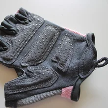 Дышащие перчатки спортивный аппарат тренировочный тренажерный зал горизонтальный бар противоскользящие фитнес летние женские тонкие Гантели Половина пальца hu sho