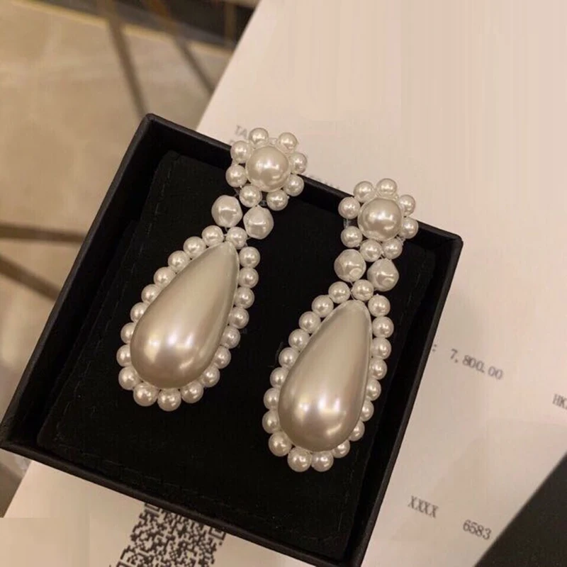 

Fashion Simulated Pearl Water Drop Cuff Stud Earring Brand Design Flower 925 Silver Ear Pin Earring Women Statement Jewelry