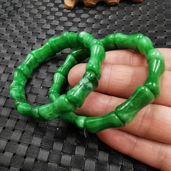 

1pc Chinese Green Jade Carving Luck Beads Elastic Bracelet Adjustable Bangle Jewellery Fashion Accessories Hand-Carved Amulet