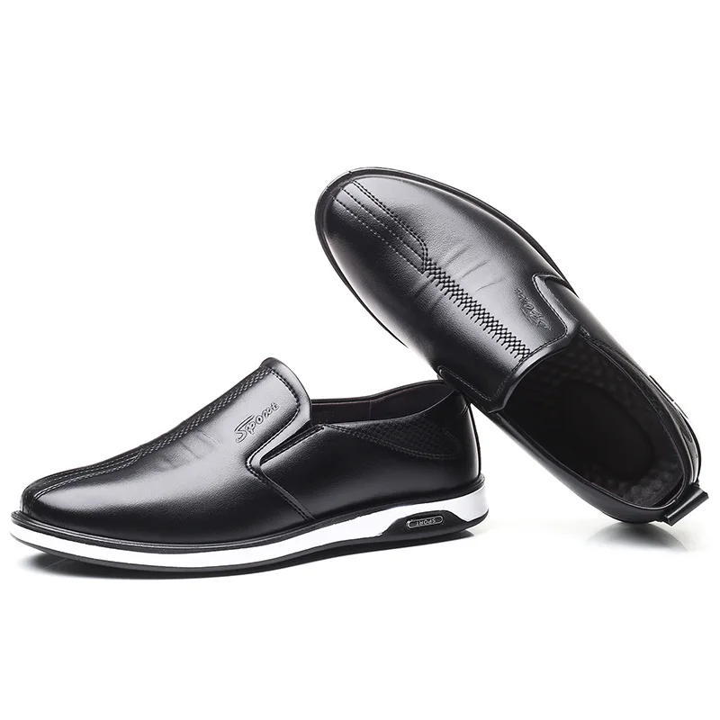 New Style Autumn Hot Selling Pointed-Toe Men England Business Casual Small Leather Shoes Foot Covering Moccosins 9565