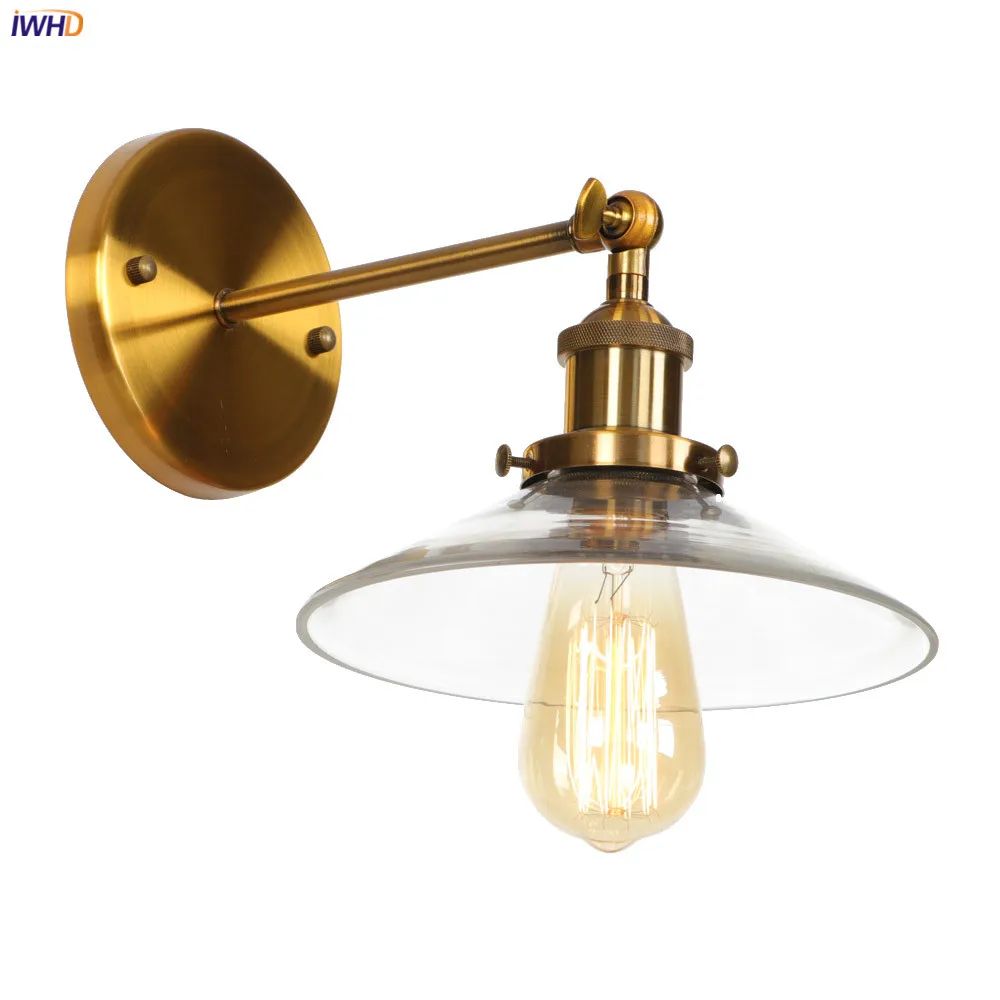 wall lamp (204)