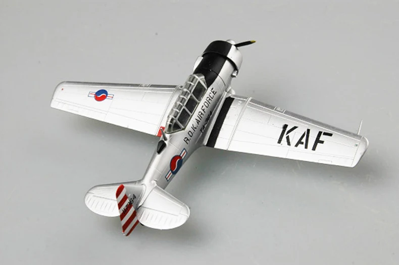 Trumpeter 1/72 Южно-корейские воздушные силы t-6g тренера 36316 Готовая модель продукта