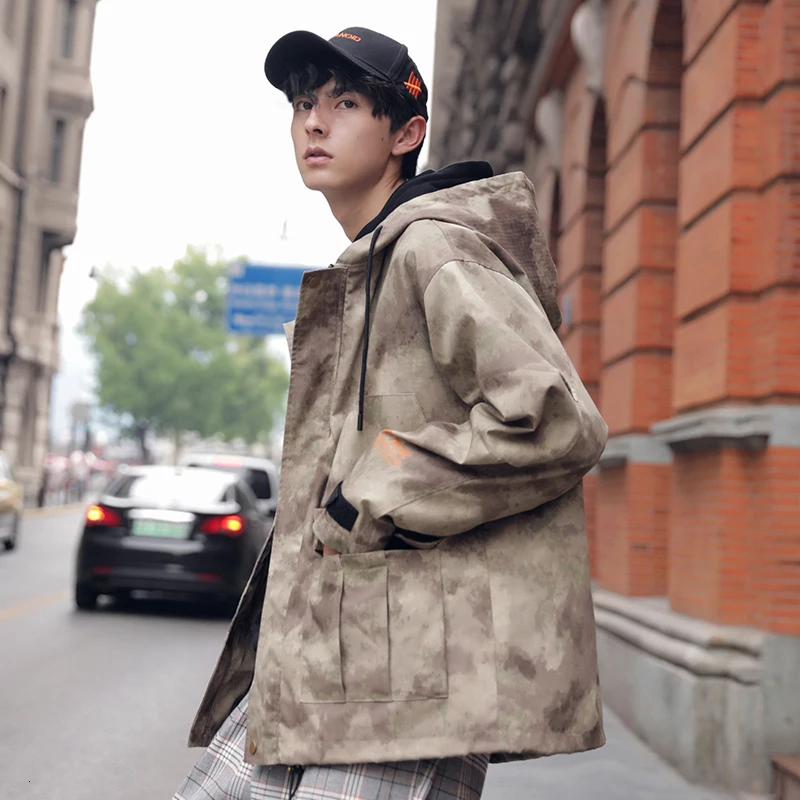 

UYUK2019 Fall Collection Lapels Are Stylish And Handsome Monogram Print Hood Ed Drawstring Camouflage Men's Jacket Homme