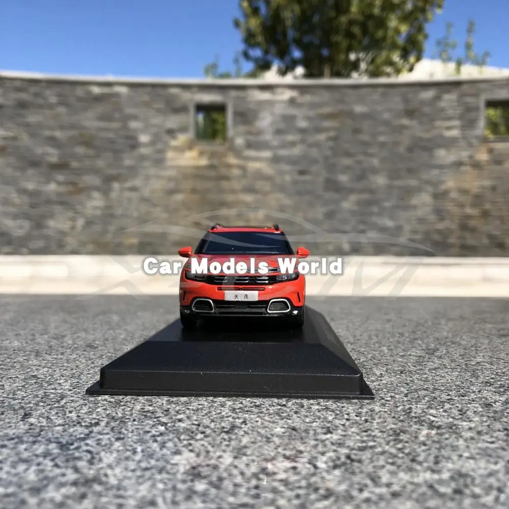 Литая под давлением модель автомобиля для C5 Aircross SUV 1:43 (Orange) + маленький подарок!| |