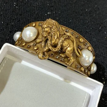 

Brand Fashion Jewelry For Women Vintage Bangle Pearls Animal Vintage Party Bangle Yellow Brass Jewelry Lion Elephant Cuff Bangle