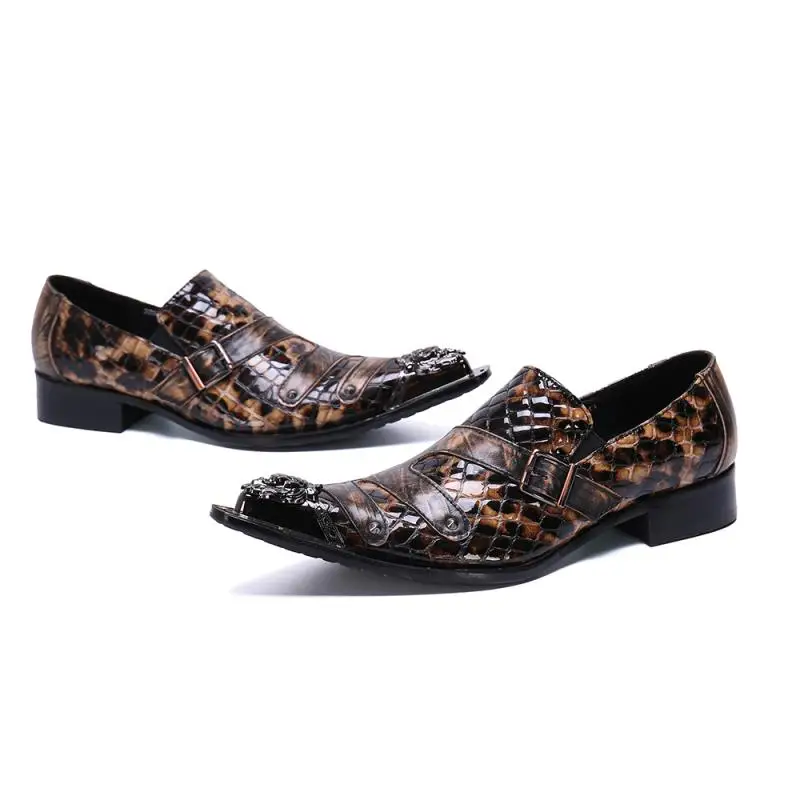 Fashion Loafers Embossed Patent Leather Casual Shoes Men Luxury Club Bars Shoes Metal Pointed Toe Slip On Leisure Party Shoes