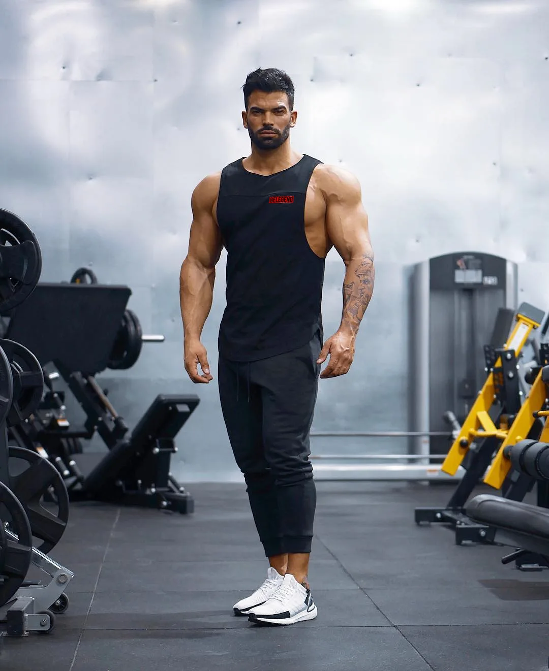 Лидер продаж, спортивный мужской жилет в европейском и американском стиле, облегающая футболка без рукавов, тренировочный жилет из чистого хлопка