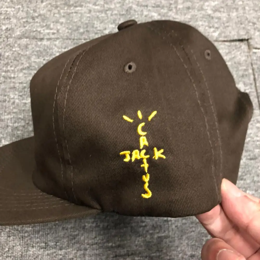 TRAVIS SCOTT CACTUS CAPPELLI DI BASEBALL JACK (2 VARIAN)