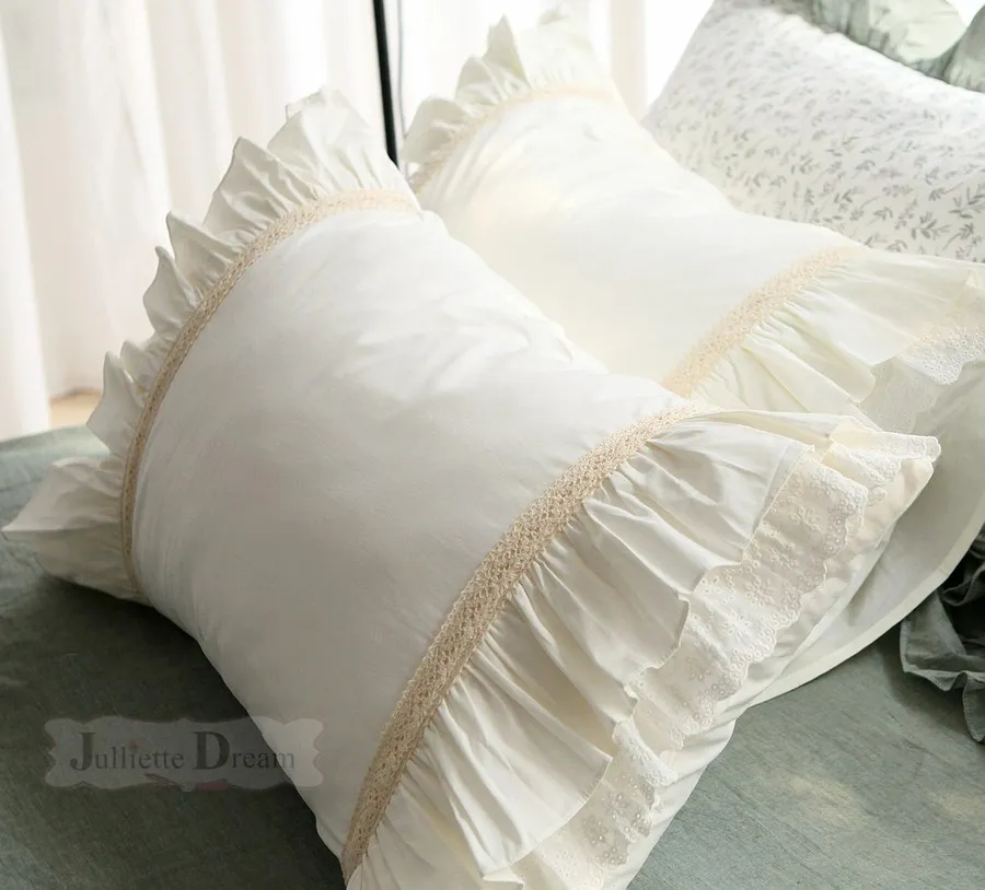 Standard 20x30 One Piece Luxury and Elegant Creamy Embroidery Lace Ruffle Pillowcase 1201