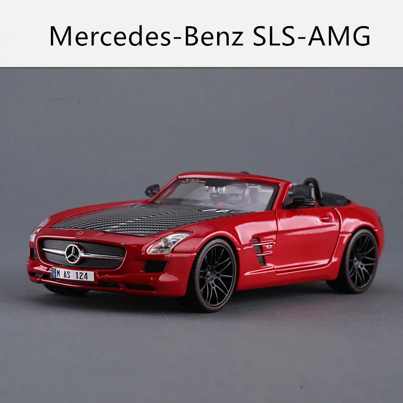 Maisto 1:24 Nissan GTR спортивный автомобиль-трансформер модель автомобиля из сплава Моделирование Украшение автомобиля коллекция Подарочная игрушка - Цвет: SLS AMG