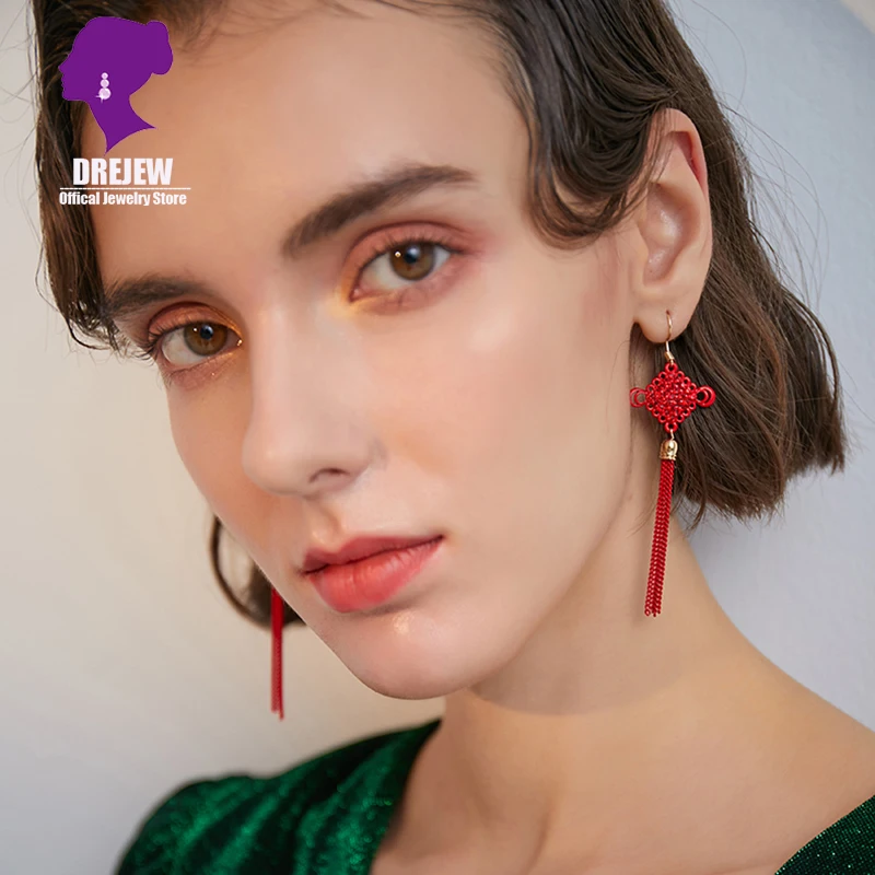 

DREJEW Vintage Red Chinese Knot Lantern Hydrangea Drop Earrings Long Taseel Statement Women's Earrings Wedding New Year Jewelry