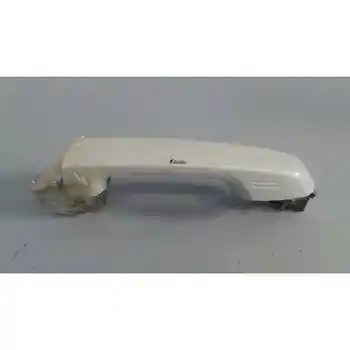 

HANDLE OUTER FRONT RIGHT TOYOTA LAND CRUISER (J15)