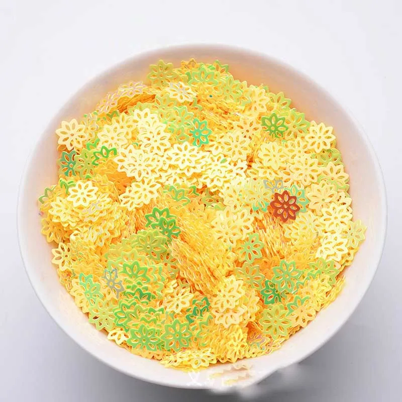 Paillettes A Forma Di Fiocco Di Neve ECYC Ltd - 10g (circa 1080 Pezzi), 7mm, Luci E Colori Glitterati Per Fai Da Te, Ricamo, Decorazioni Natalizie E Artistiche