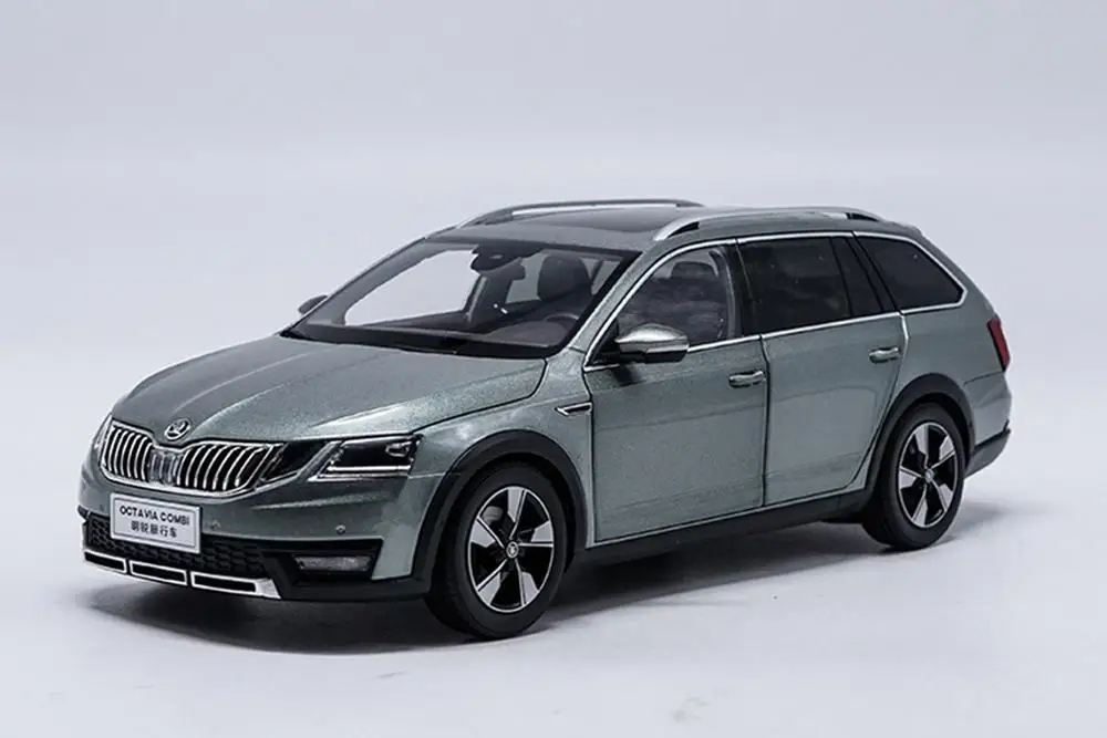 Коллекция моделей автомобилей в масштабе 1/18 VW Volkswagen SKODA OCTAVIA Wagon Green | Игрушки и