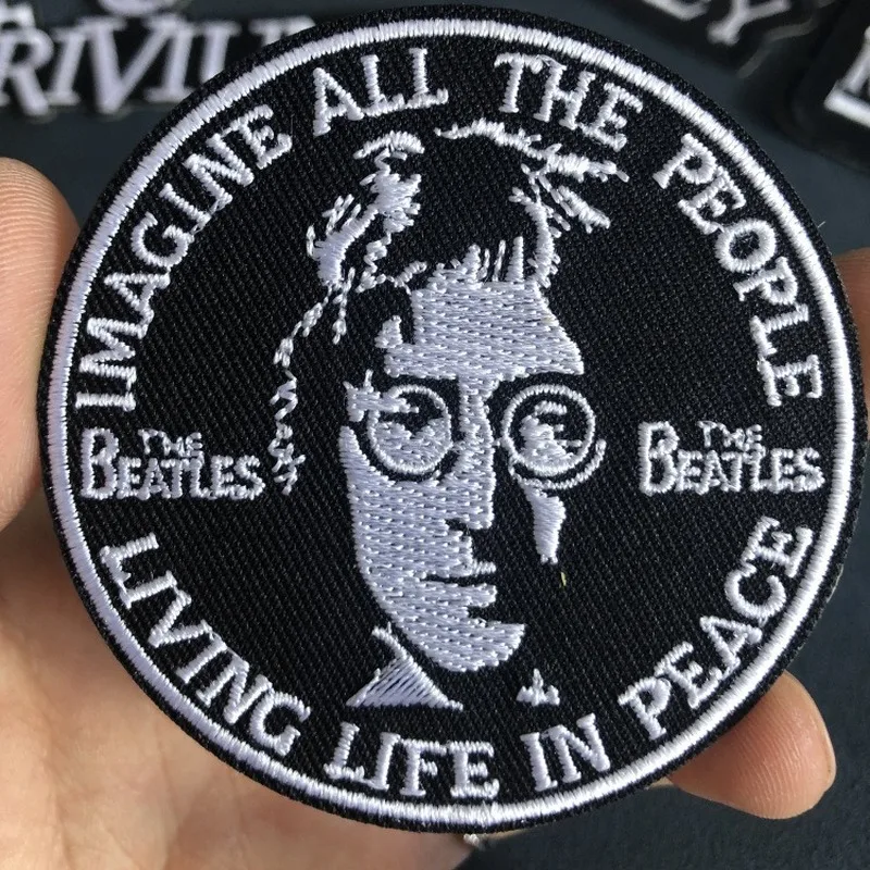 

10pcs/lot Round Patches Letters Black Clothing Decoration Accessories Music Character Diy Iron Heat Transfer Applique
