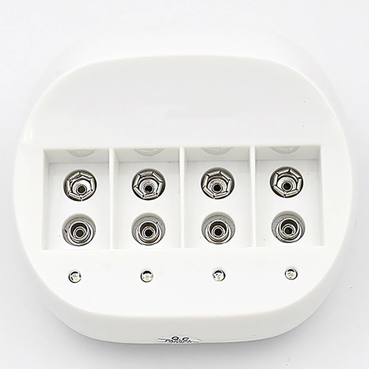 

Quick Power 4-Slot 9V 6f22 Rechargeable Battery Charger for 9V Li-ion Battery US Plug