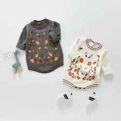 Barboteuse tricotée pour enfants, motif floral exquis, Style rétro, body chaud, vêtements pour bébés 