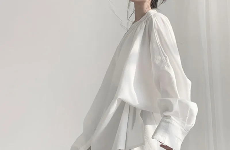 [EAM] Women Pleated White Big Size Blouse New Stand Collar Long Sleeve Loose Fit Shirt Fashion Tide Spring Autumn 19A-a636