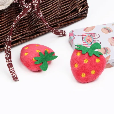1PC Ручная игла в форме клубники, инструменты для вставки крестиком, держатель для подушки, швейное ремесло с магнитом, аксессуары для самостоятельной сборки - Цвет: 1PC