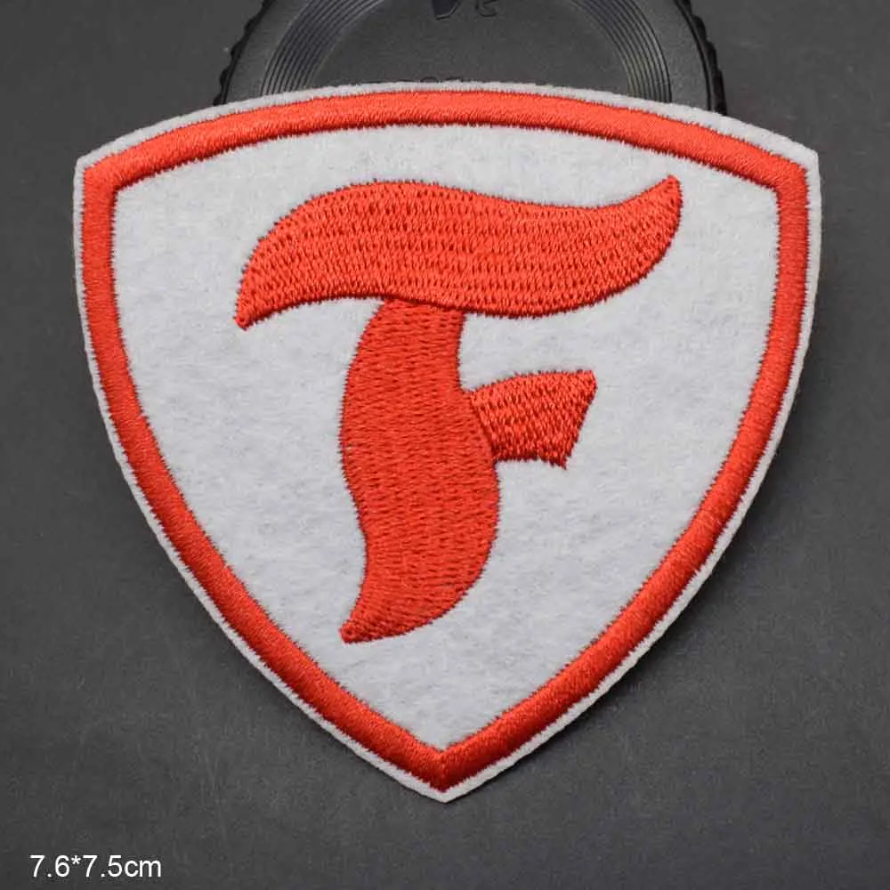 Красная буква F Fire Face Stone Five Hot Iron On вышитая вышивка нашивка для одежды одежда