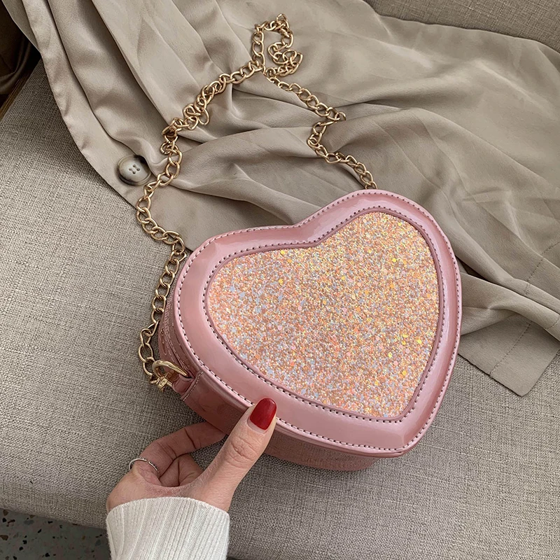

2020 Women Heart Shaped Sequin Crossbody Bags Bling Bling Red Pink Black Chain Shoulder HandBag Purse Female Clutch Banquet Bag