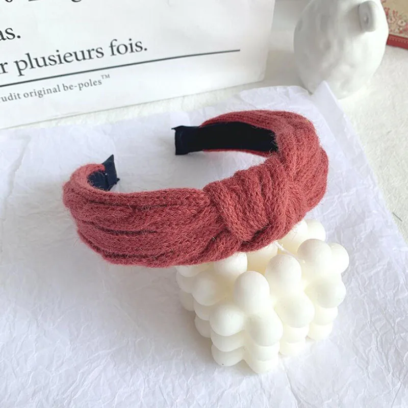 Корейские зимние новые аксессуары для волос шерсть связанные в узел волосы ленты для волос для женщин модные однотонные держатели головных уборов - Цвет: wine red