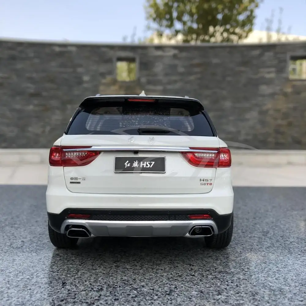Литая под давлением модель автомобиля век Дракон Hongqi HS7 SUV 1:18(белый)+ маленький подарок