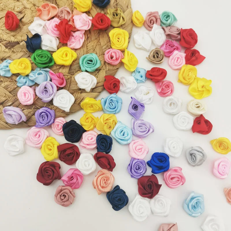 100 Stück Mini-Rosen Aus Satin – 15 Mm, Mehrfarbig, Für DIY, Hochzeit & Deko