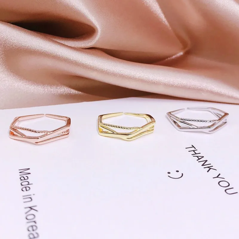 

Whole Real 925 Sterling Silver Exquisite Openable Hollow Rings Dislocated Diamond Charming Shiny Striped Ring Women Enchanting