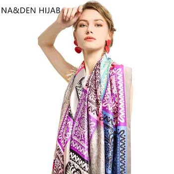 

1PCS Islamic bandana Hot sale Geometric scarves Muslim new hijab Elegant shalws Hi-Q ladies wraps Long muffler Winter scarf