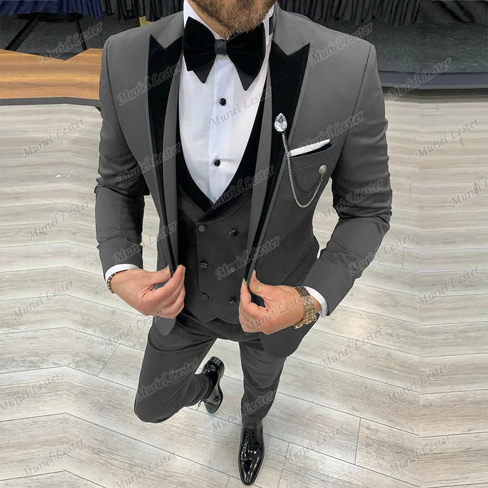 Mentalmente Gama de fertilizante Trajes De negocios para Hombre, hecho a medida traje De novio, Trajes De  Hombre, chaqueta con solapa De pico negro + chaleco + Pantalones, esmoquin  De boda, 2022 - AliExpress Ropa de hombre