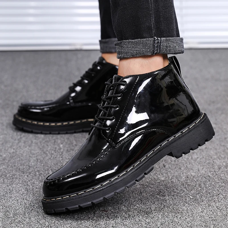 

2019 winter new men's shoes British tide men's big shoes men's versatile tooling casual retro thick-soled shoes comfortable