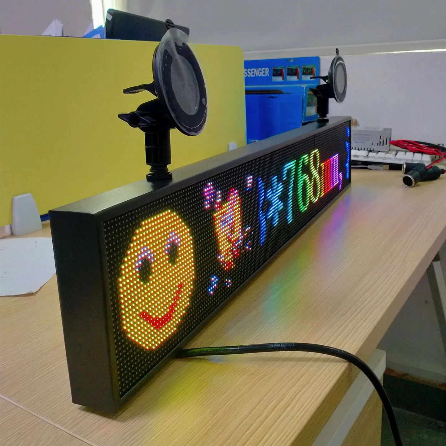 P4MM 85cm LED full-color APP programmable scrolling message LED display board store or 12v car billboard sign