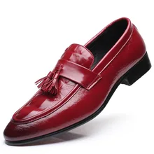 Мужские мокасины большого размера 38-48 с красной подошвой, Мокасины с бахромой и кисточками, официальные свадебные кожаные туфли, модельные туфли с острым носком без застежки