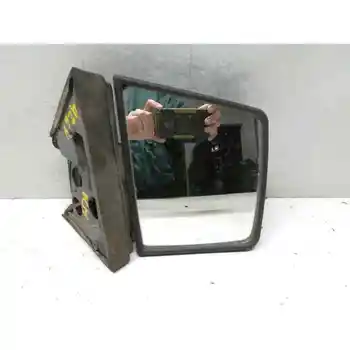 

RIGHT REARVIEW RENAULT TRAFIC