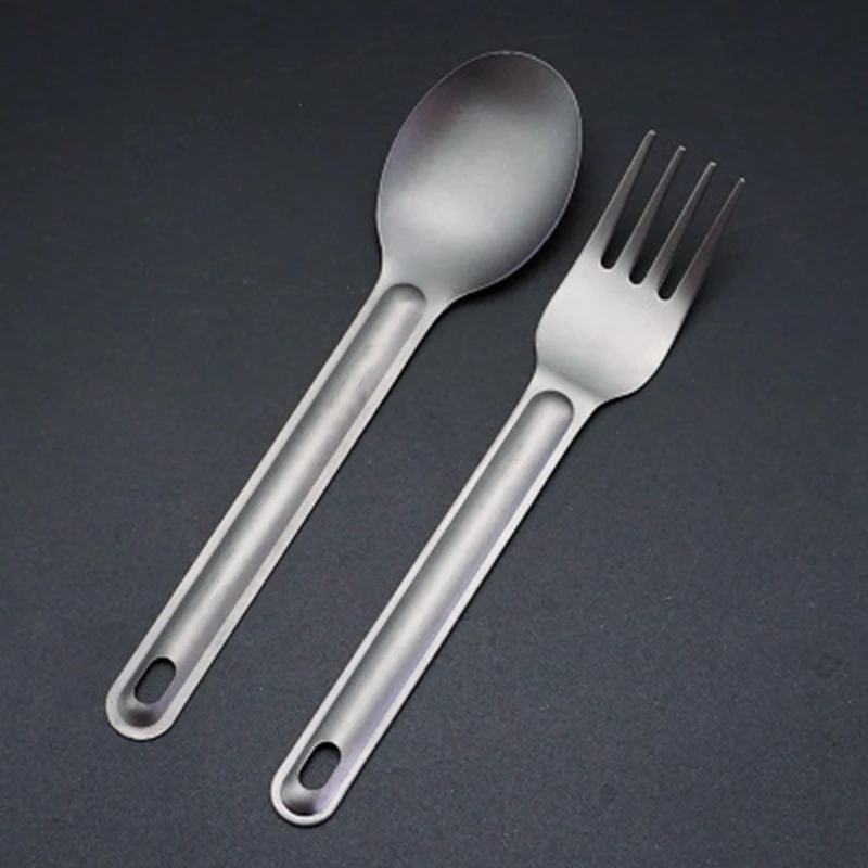 Hot-1Pcs Titanium Long Handle Outdoor Camping Titanium Camping Tableware Picnic Spoon Tool