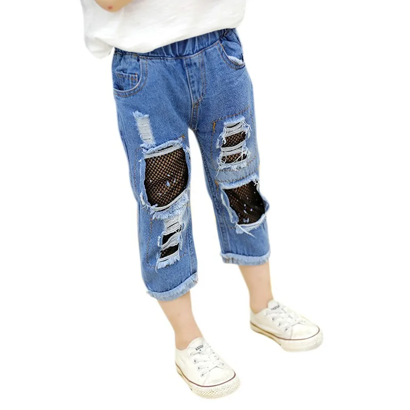 Джинсы для девочек; коллекция 2019 года; модные детские рваные джинсы; Повседневные детские Стрейчевые брюки; джинсовые штаны для малышей;