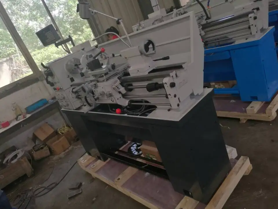 Токарный станок OC320 * 1000 металлический двигатель|machine supply|machine keyboardmachine wheel |